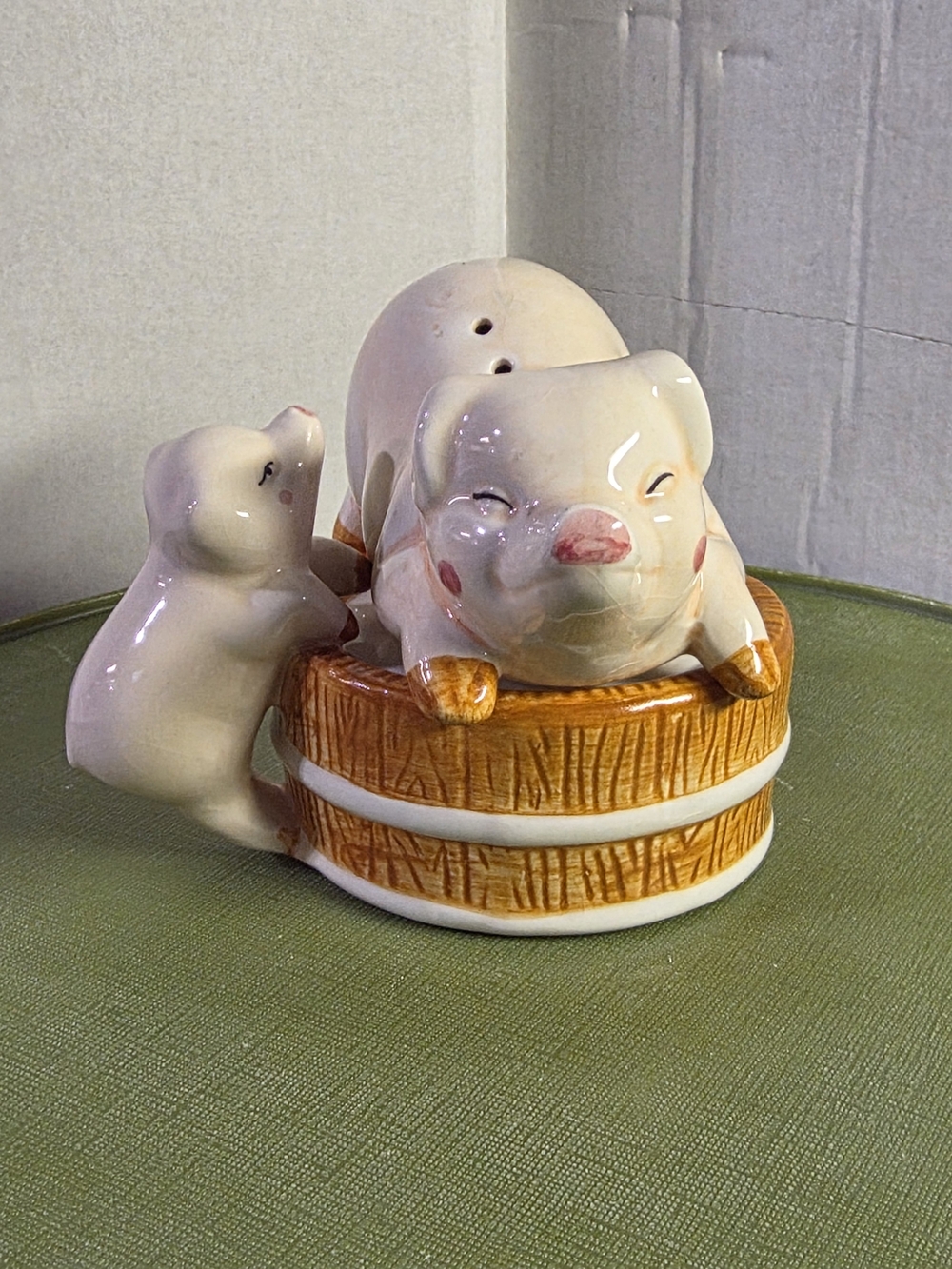 Vintage Pink Piggy Salt and Pepper Shaker Stackers